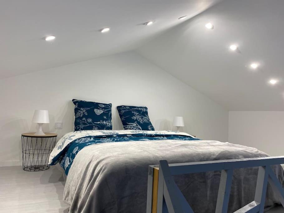 Tremblay-en-France Logement Avec Mezzanine מראה חיצוני תמונה